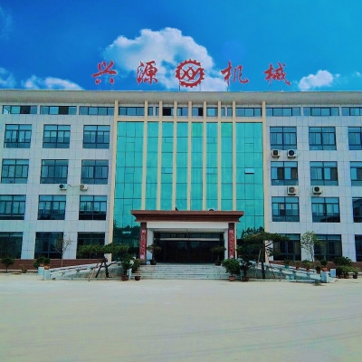 大力弘揚(yáng)泰山“挑山工”精神   爭做新時(shí)代泰山挑山工精神排頭兵